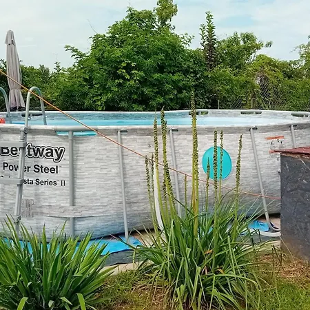 شقة Bei Hanna Enying